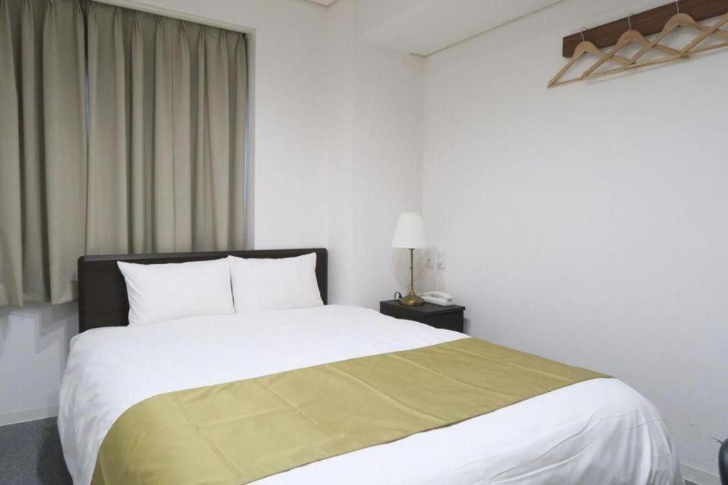 Rozy Hotel Namba Osaka Exterior photo