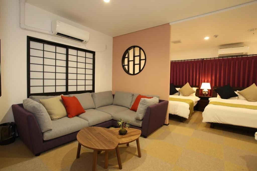 Rozy Hotel Namba Osaka Exterior photo