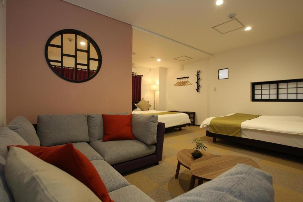 Rozy Hotel Namba Osaka Exterior photo
