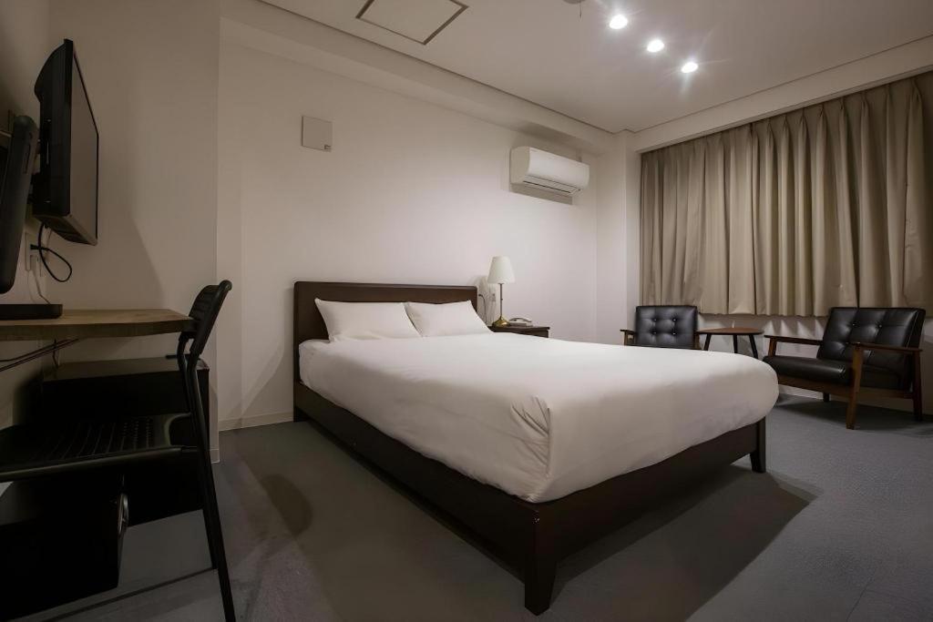 Rozy Hotel Namba Osaka Exterior photo